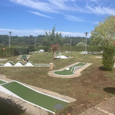 In De Groene Heuvels De Charente Voorzien 3 Slaapkamers En 2 Badkamers Ferienhaus