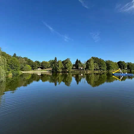 In De Groene Heuvels De Charente Voorzien 3 Slaapkamers En 2 Badkamers Ferienhaus *
