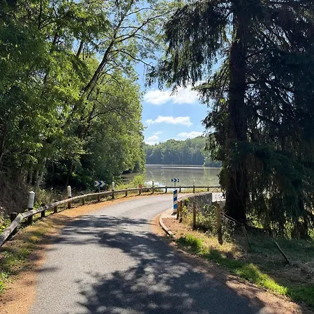 In De Groene Heuvels De Charente Voorzien 3 Slaapkamers En 2 Badkamers Ferienhaus *