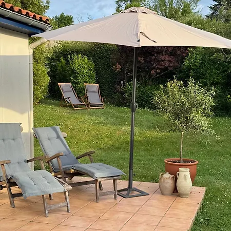 In De Groene Heuvels De Charente Voorzien 3 Slaapkamers En 2 Badkamers