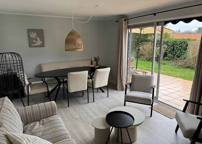 Ferienhaus In De Groene Heuvels De Charente Voorzien 3 Slaapkamers En 2 Badkamers