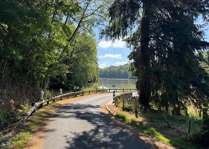 In De Groene Heuvels De Charente Voorzien 3 Slaapkamers En 2 Badkamers Ferienhaus *